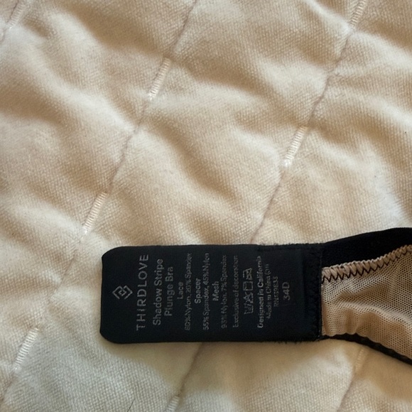 Third Love Shadow Stripe Plunge Bra - Picture 3 of 4